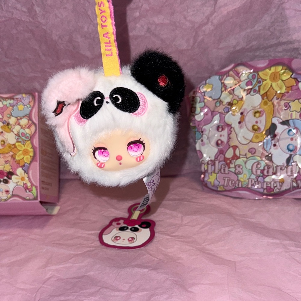 Liila’s Mini Tea Party Garden CONFIRMED Tomato Panda - Picture 5 of 10